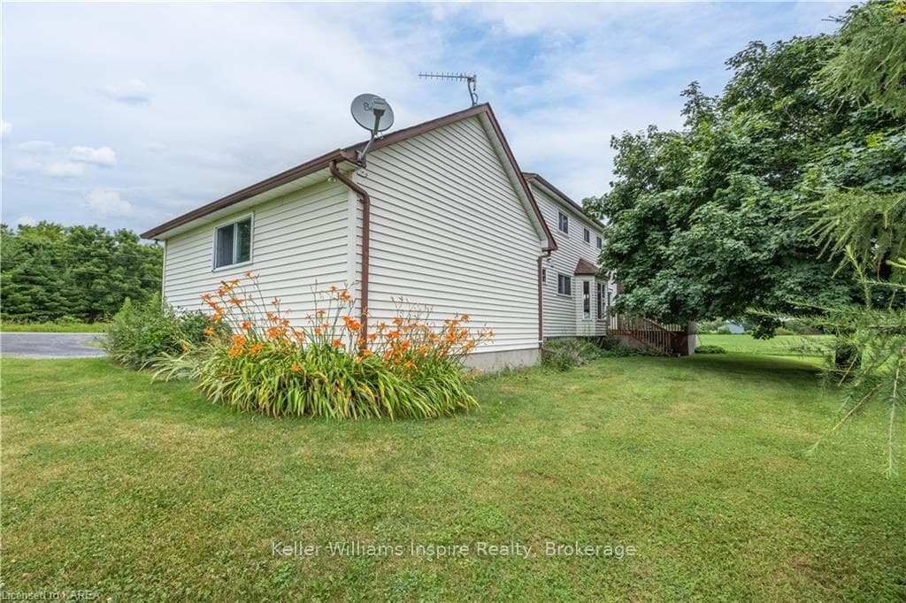 2710 COUNTY RD 22 Road photo 34