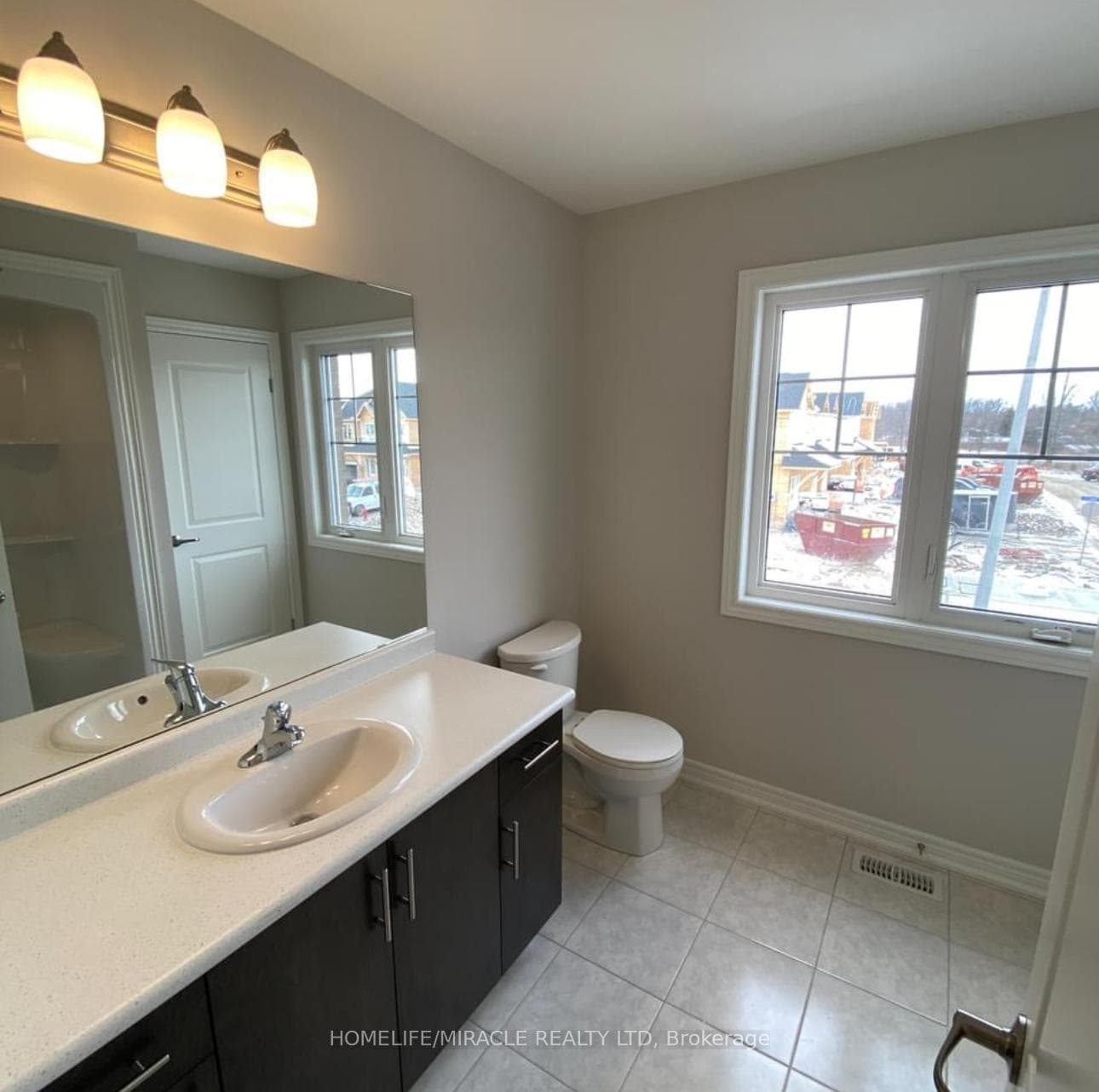 57 Sycamore Street photo 20