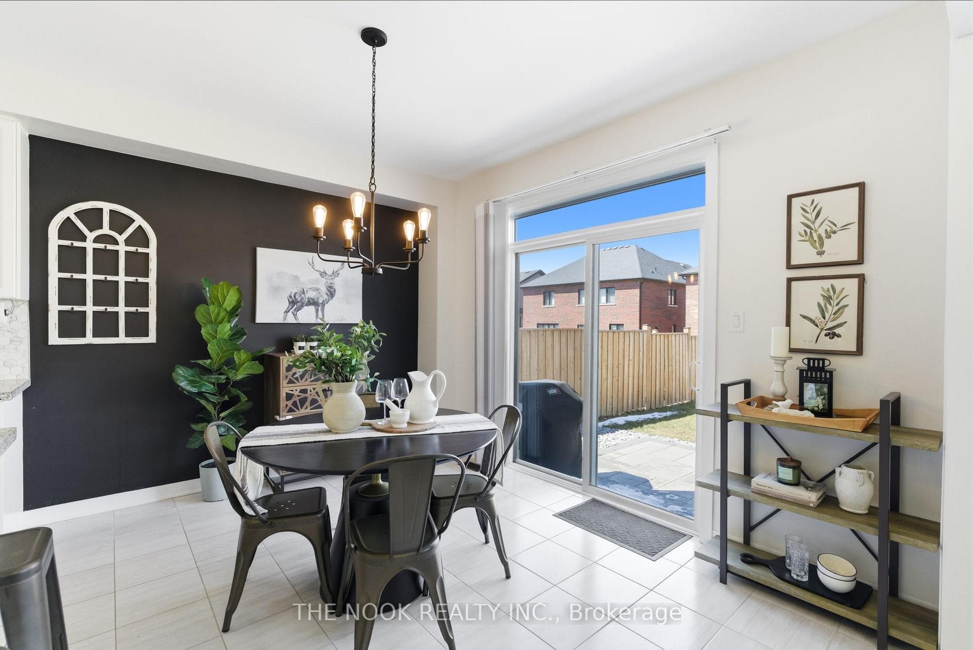 28 Fernridge Heights photo 17