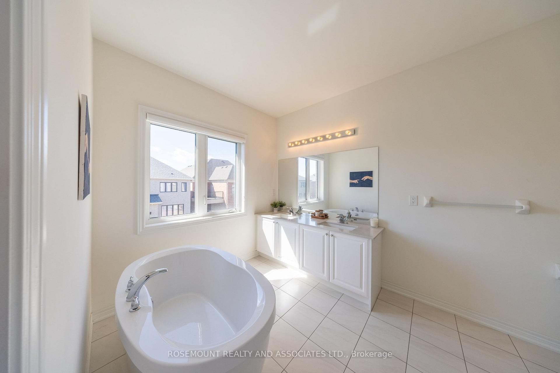 3 Priory Drive photo 28