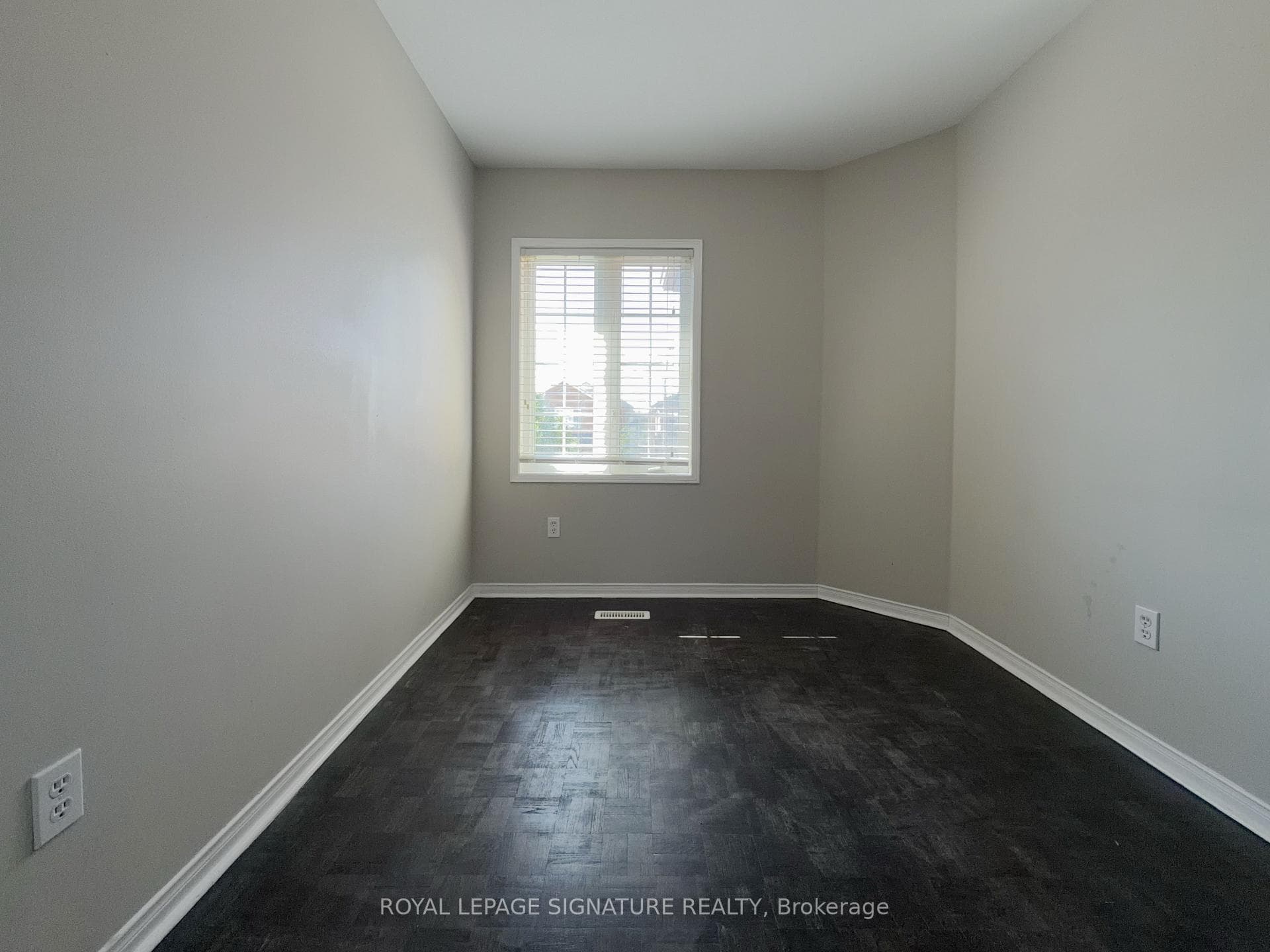 3321 Raindance Crescent photo 21