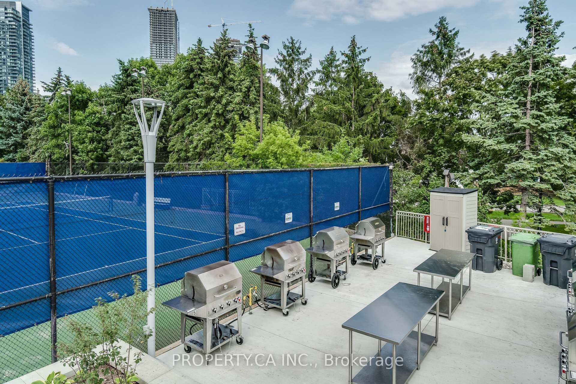 2261 Lake Shore Boulevard Unit 104 photo 25