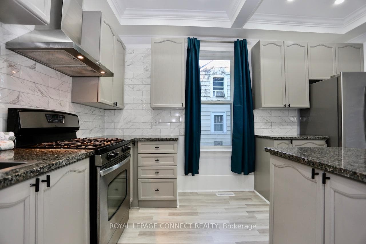 63 Avenue Street photo 6