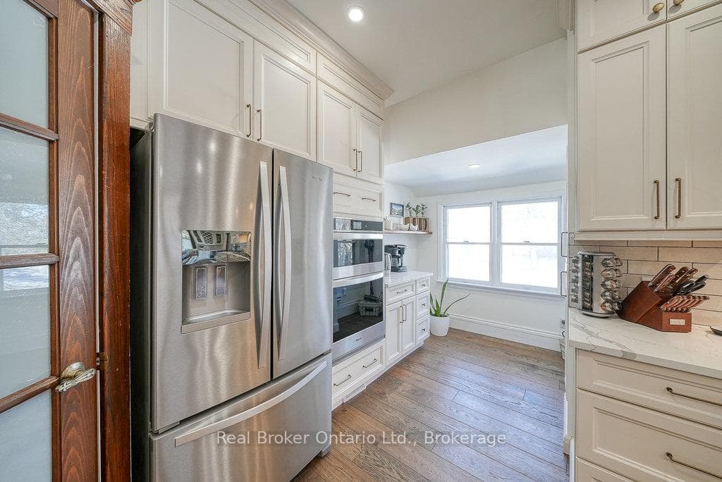 285 Ingersoll Avenue photo 17