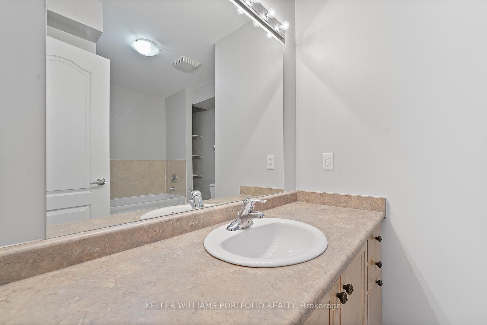 249 Morrish Road photo 25