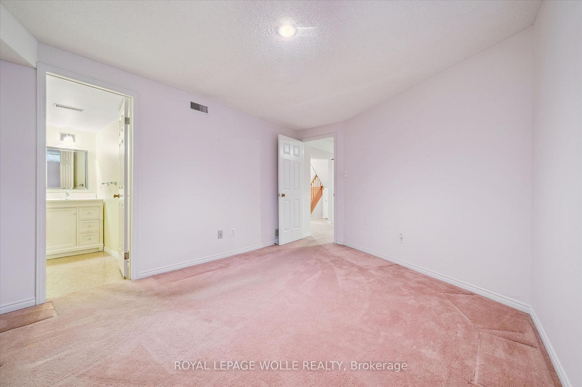 496 Beechwood Drive Unit 1 photo 33