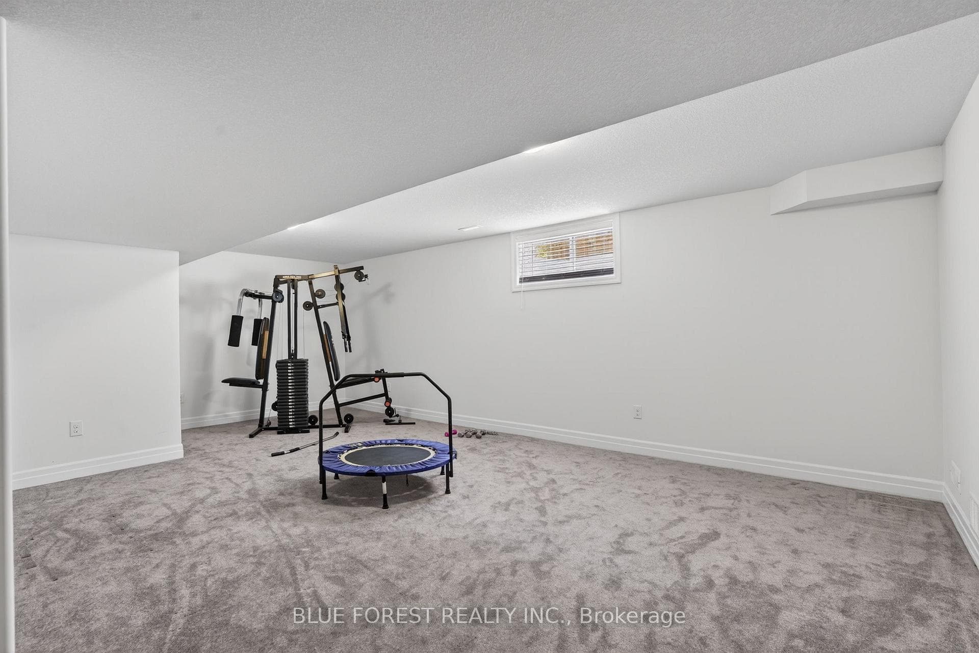 14 Thames Springs Crescent photo 39