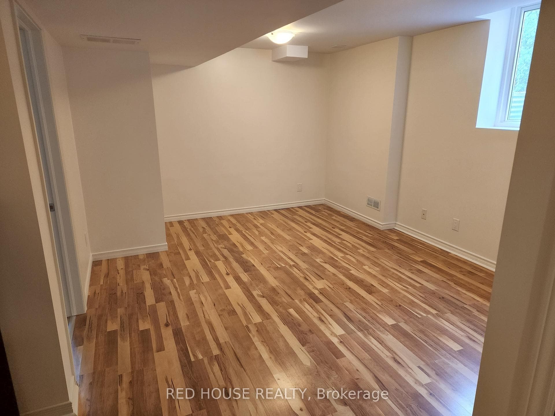 21B South Balsam Street photo 6