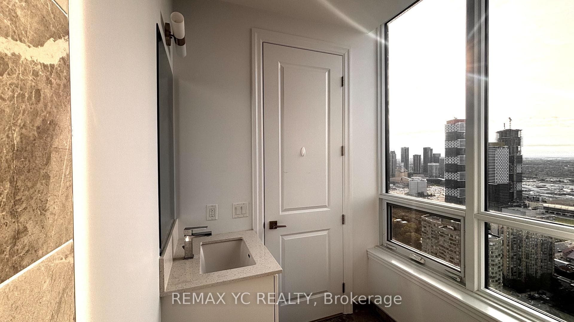 30 Elm Drive Unit PH06 photo 11