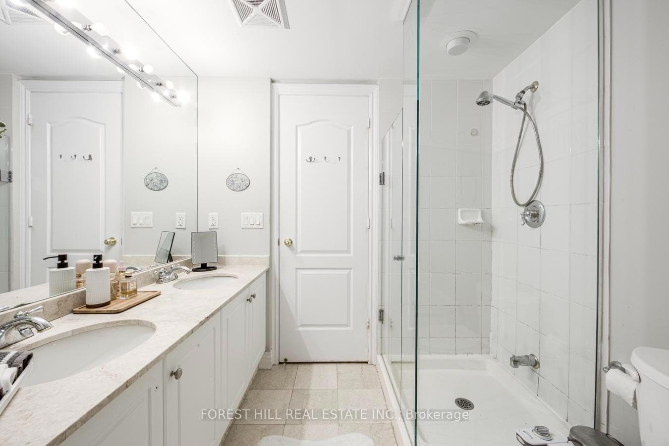 38 William Carson Crescent Unit 114 photo 28
