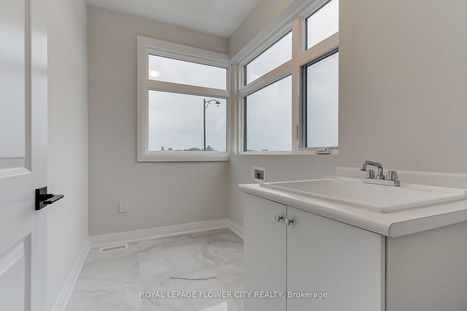 400 Newman Drive Unit 1 photo 34