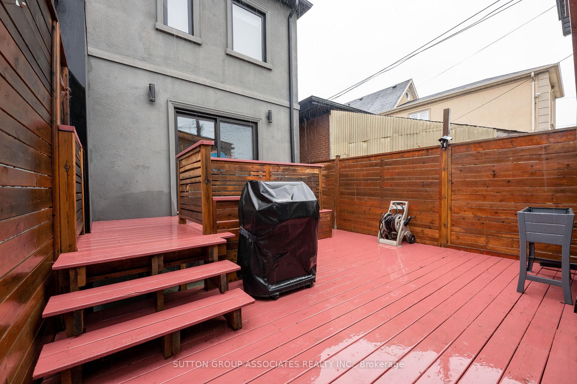 Private Deck