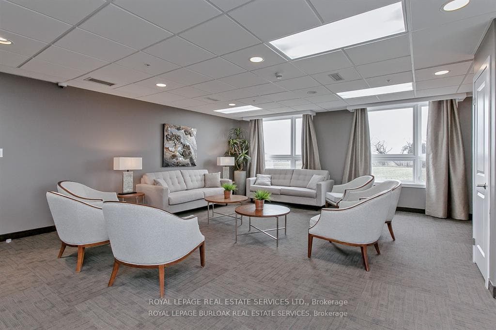 5010 Corporate Drive Unit 422 photo 18