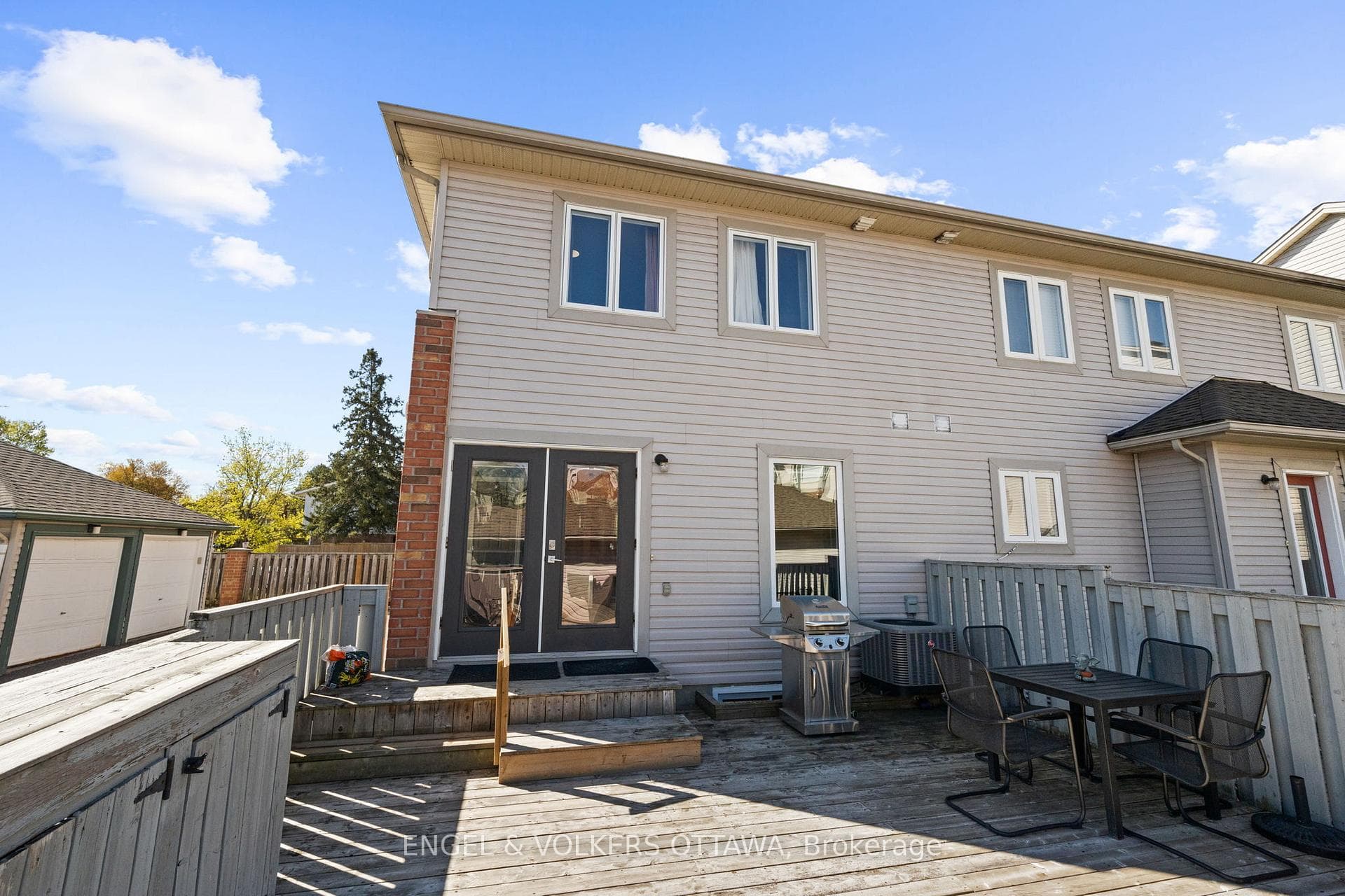221 Monterey Drive photo 28