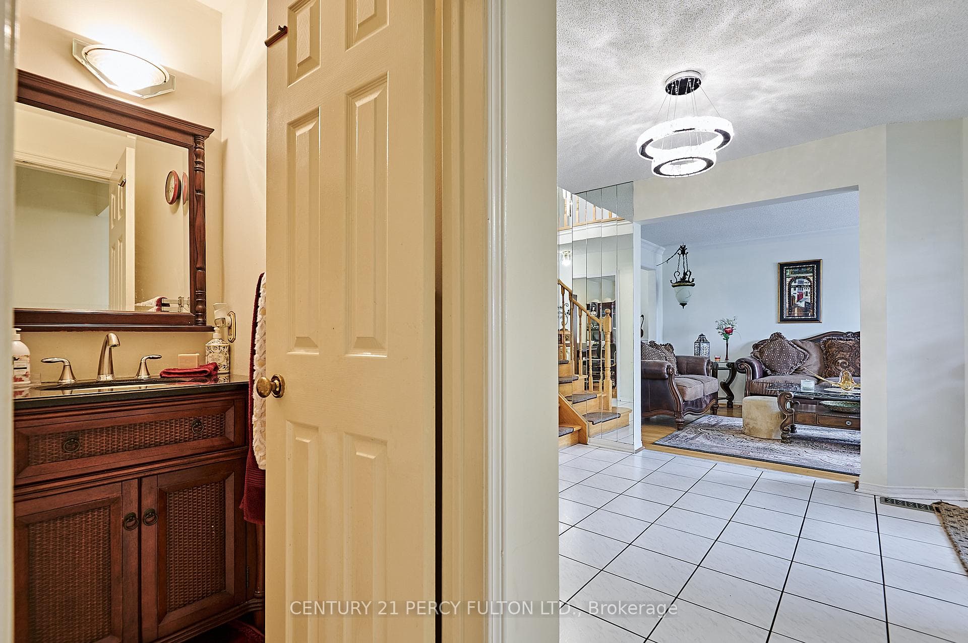 1698 Dellbrook Avenue photo 8