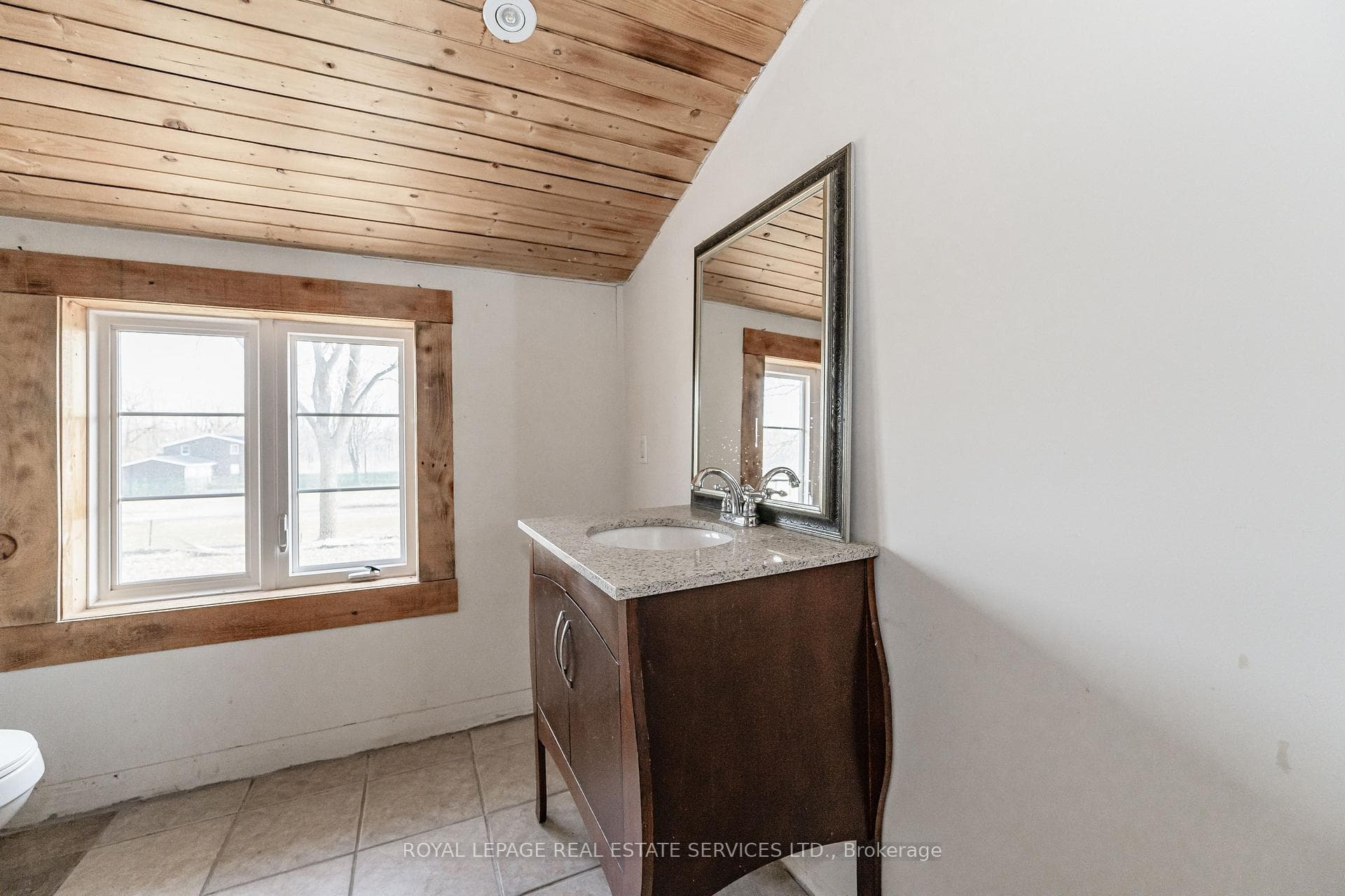1268 Highway 6 N/A photo 31