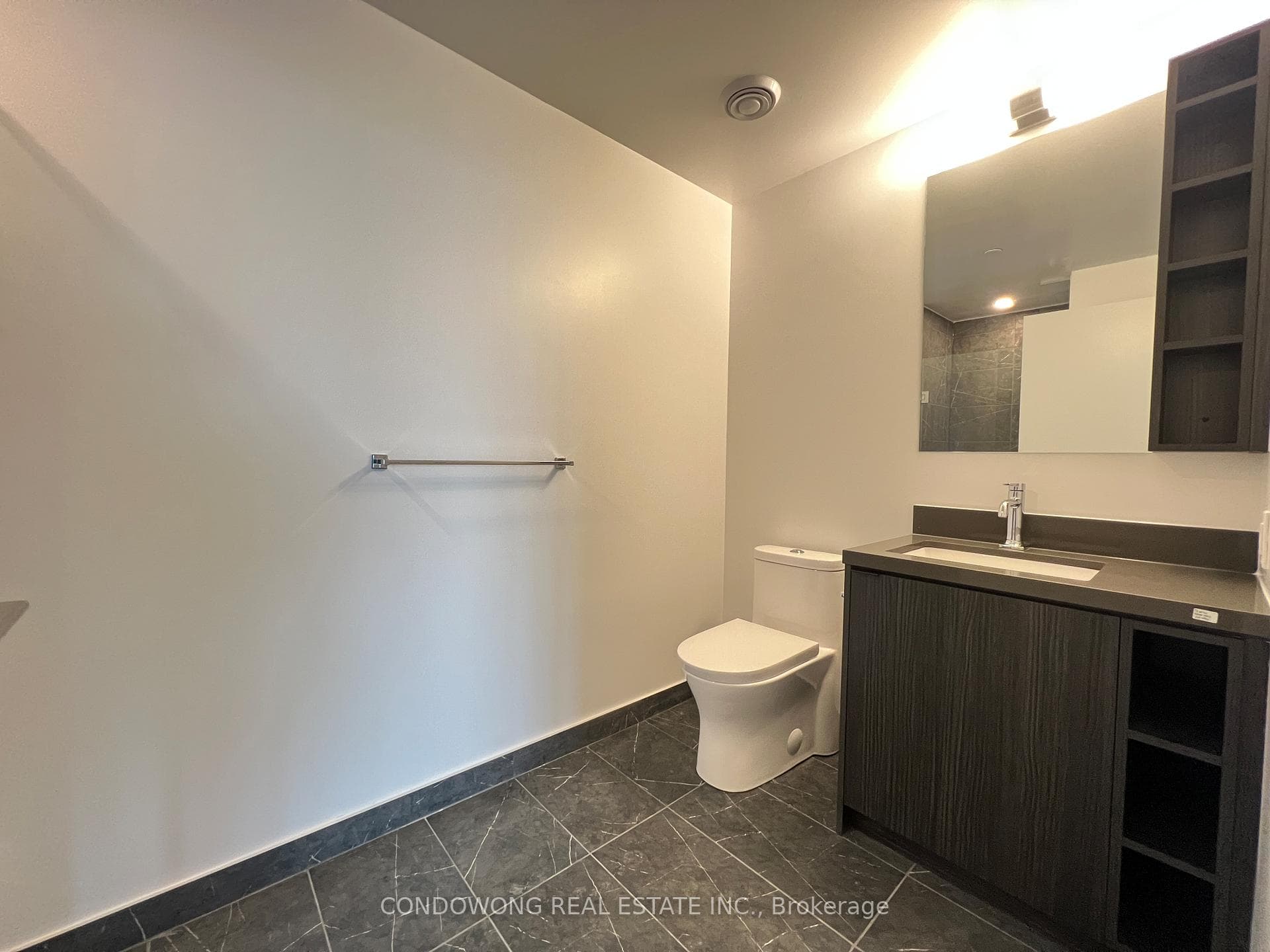252 Church Street Unit 4011 photo 6
