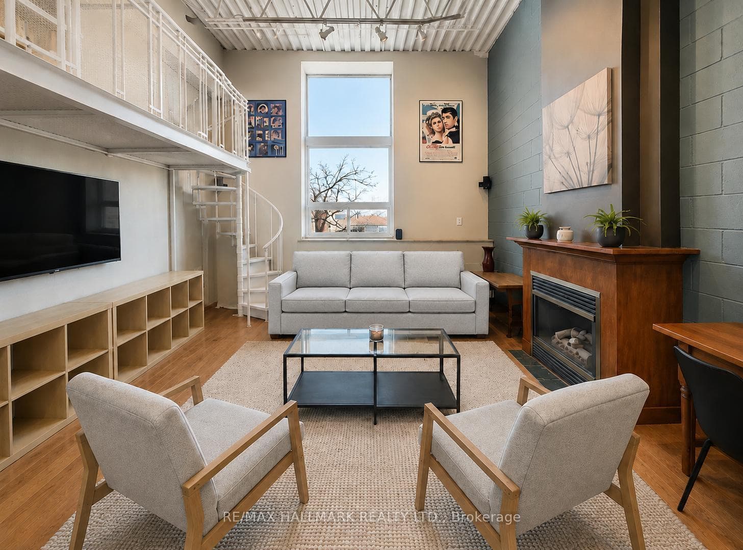 99 Coleman Avenue Unit 204 photo 3