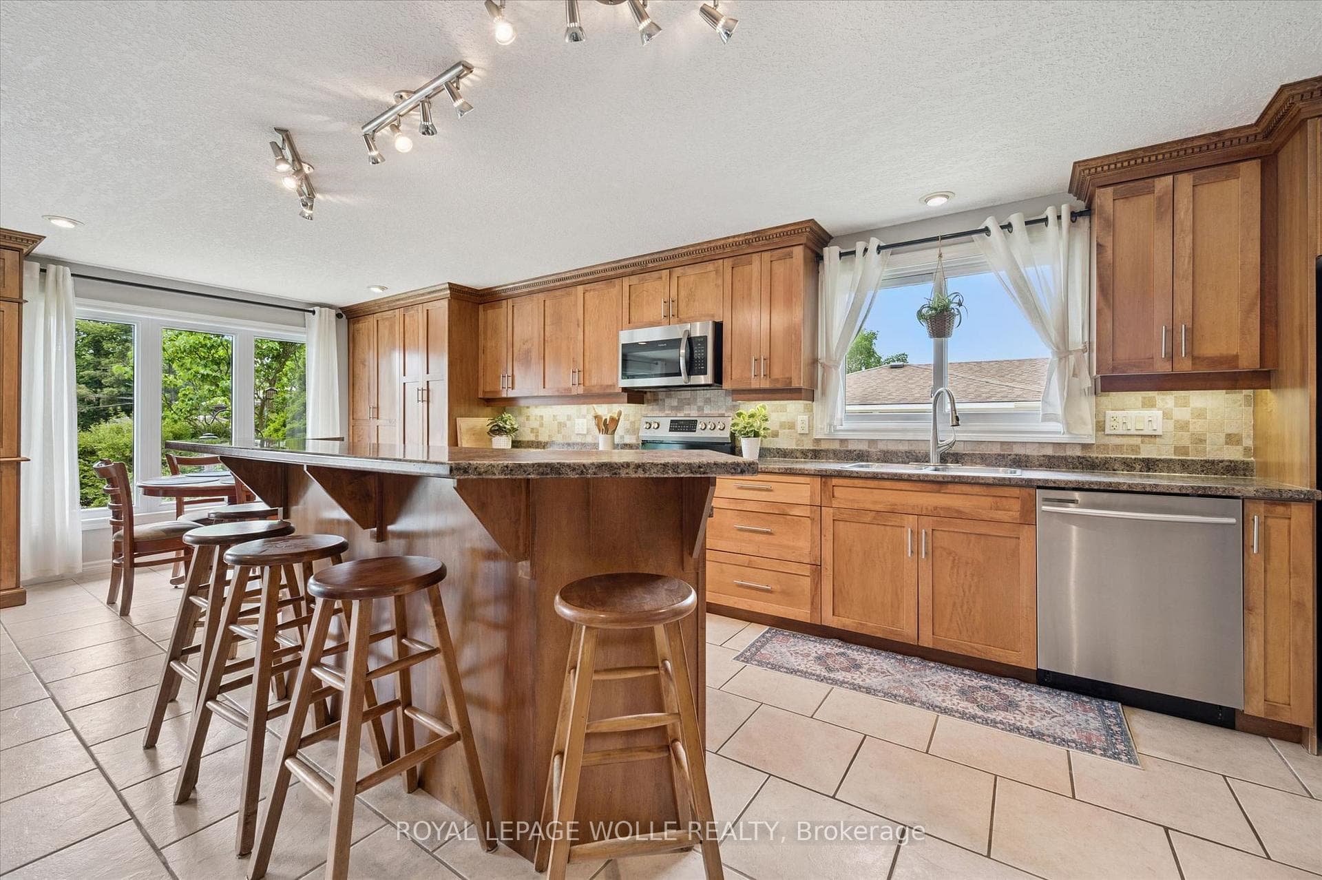 74 Calmcrest Drive photo 12