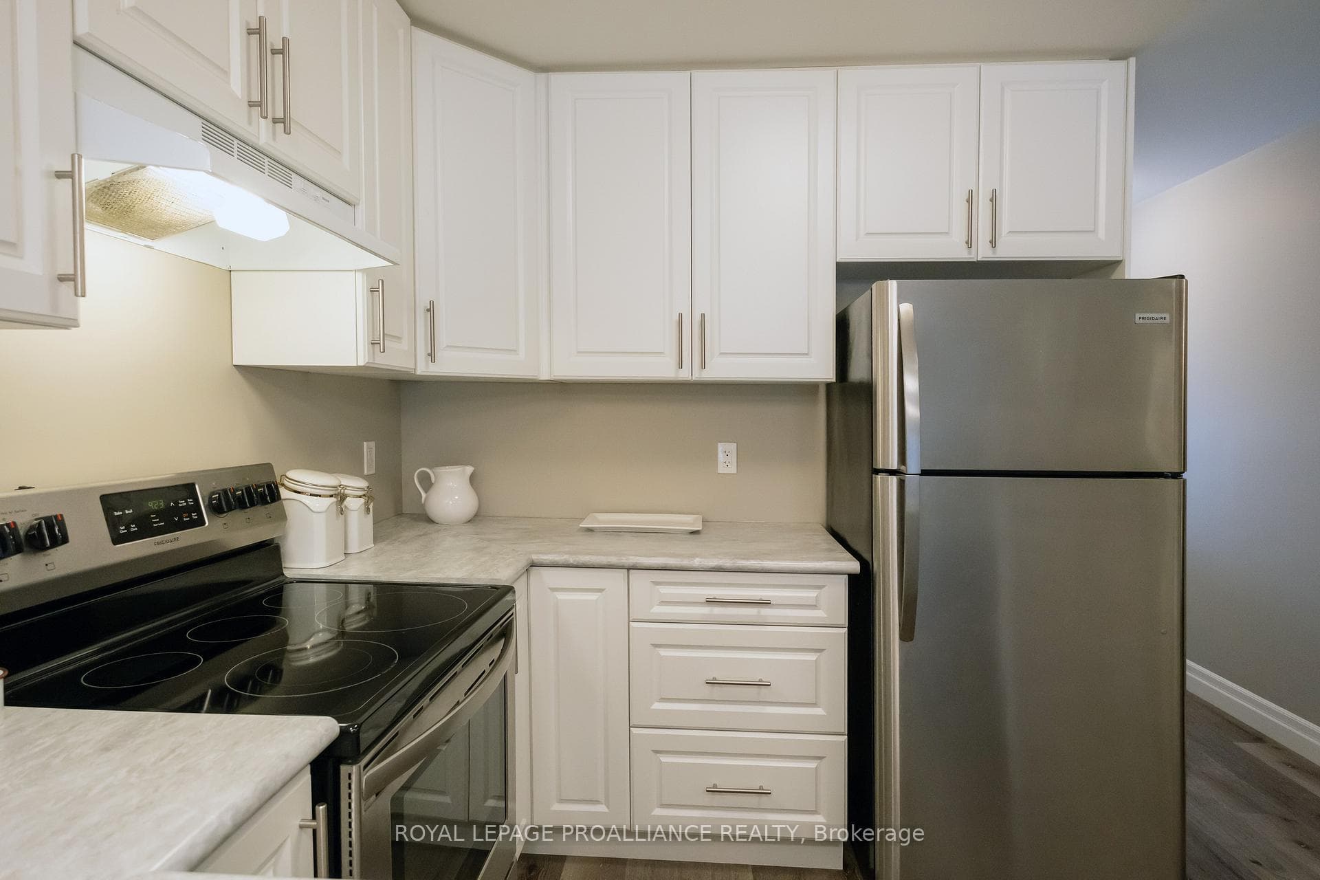 7 Hillside Meadows Drive photo 11