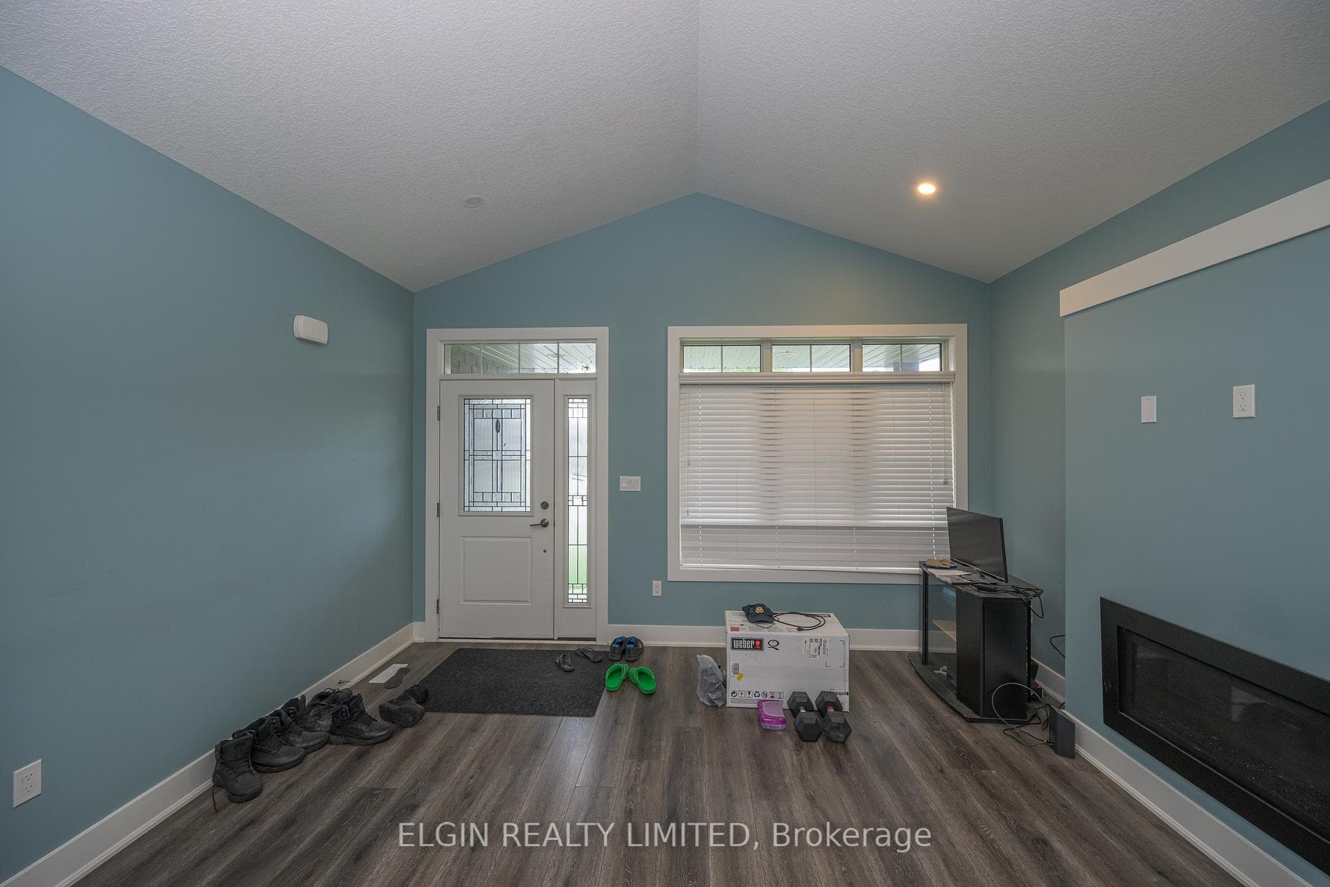 36 Freeman Lane photo 2
