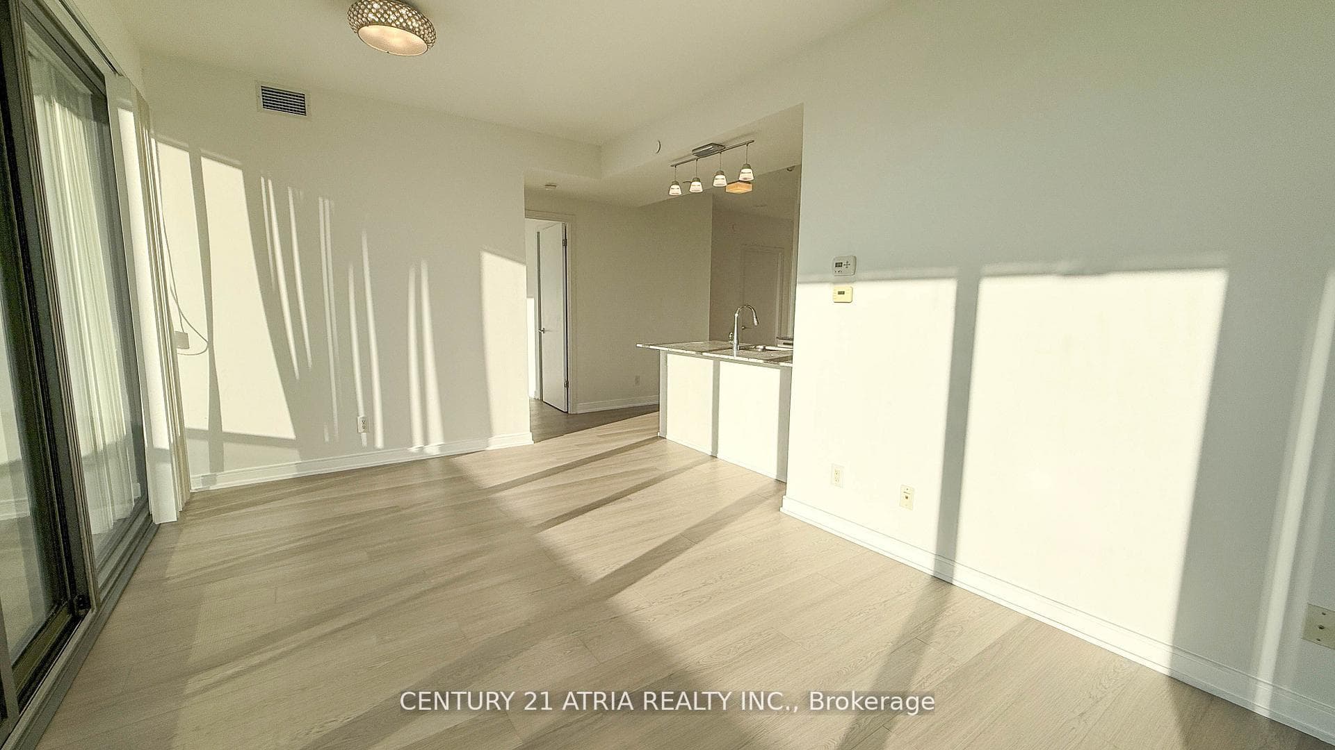 57 St. Joseph Street Unit 1805 photo 21
