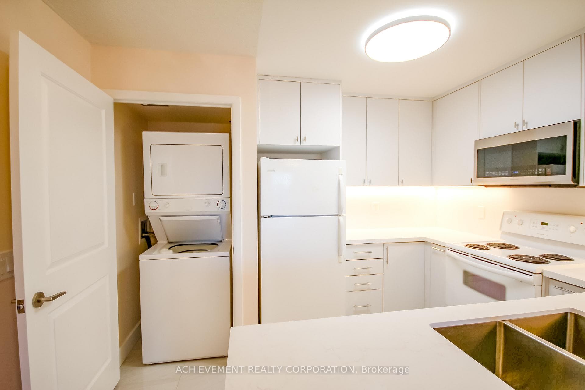 4968 Yonge Street Unit 3008 photo 11