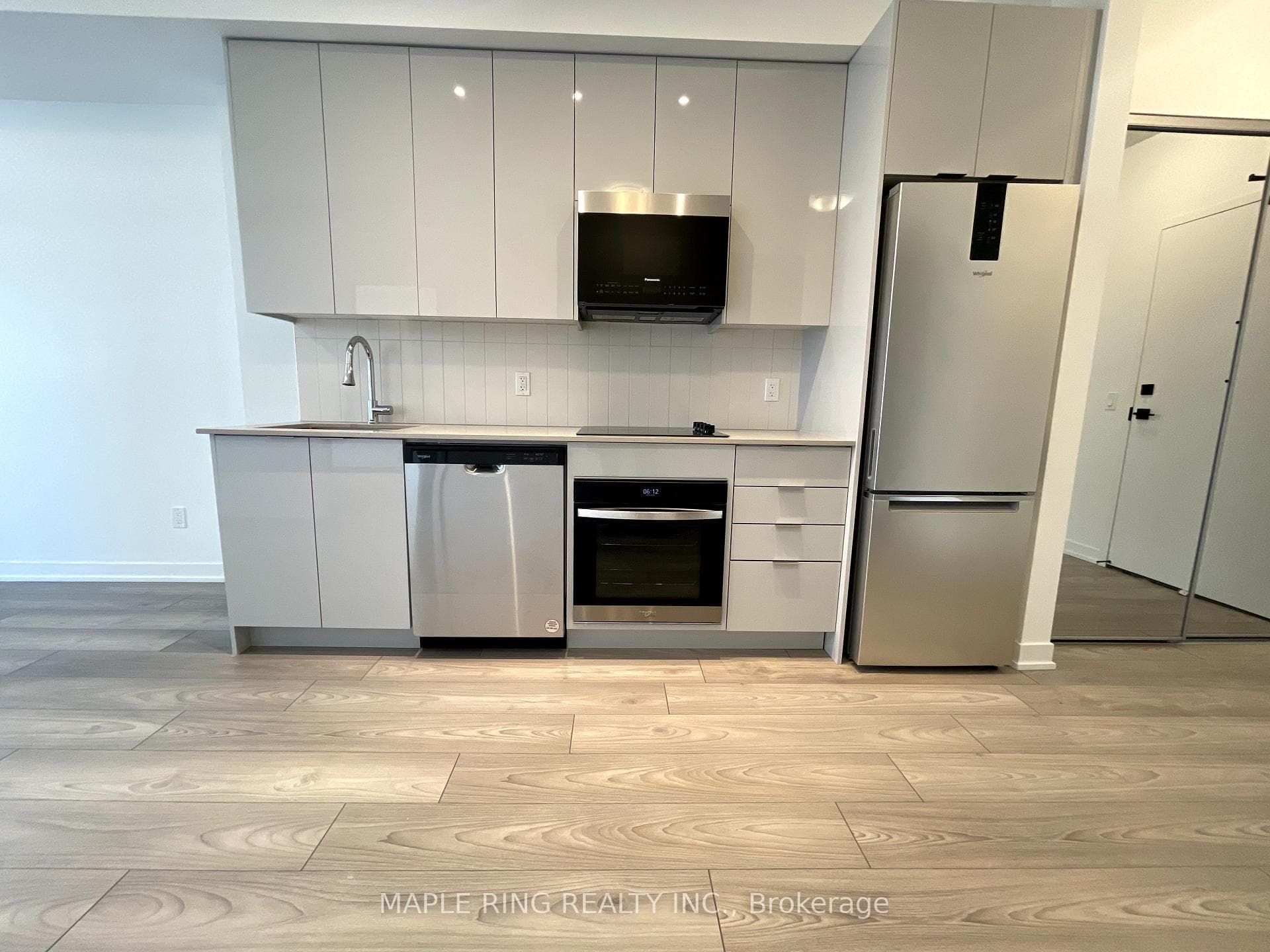 10 abeja Street Unit 1117 photo 6
