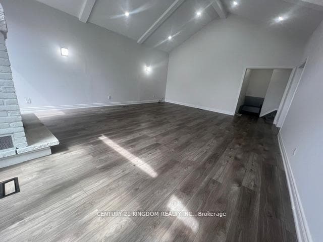 132 Old Harwood Avenue photo 11