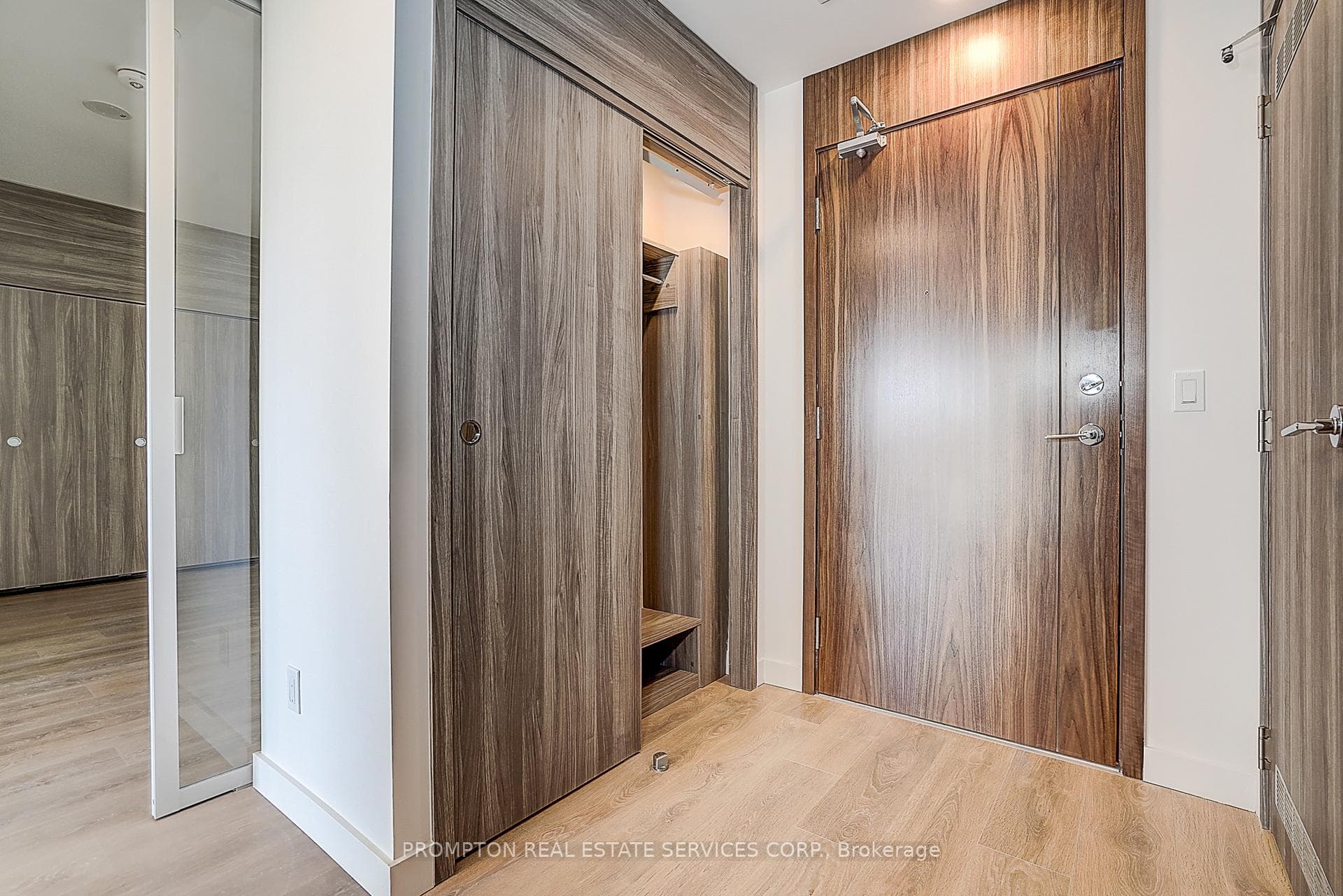 68 Esther Shiner Boulevard Unit 206 photo 16