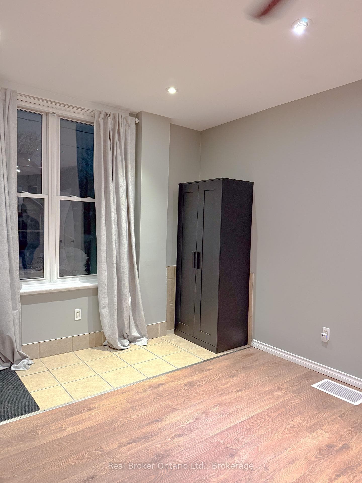 25 Drummond Street photo 6