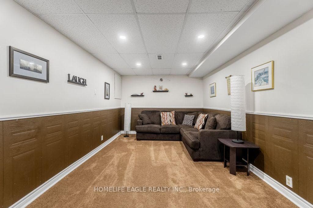 293 Plymouth Trail photo 24