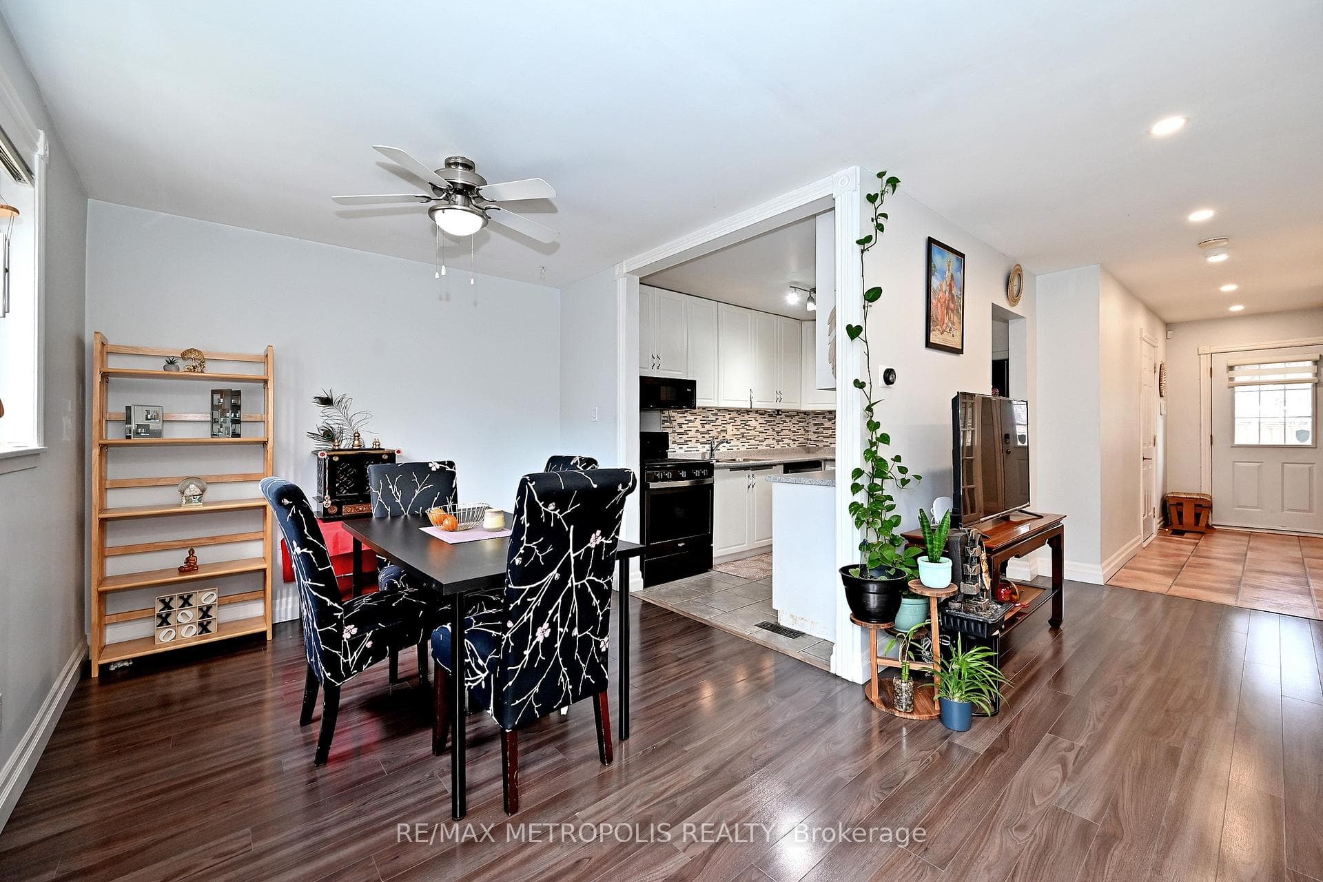 45 Hansen Road Unit 83 photo 14