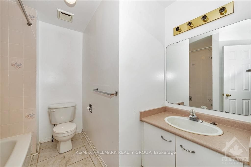 14 ASHPARK Crescent photo 17