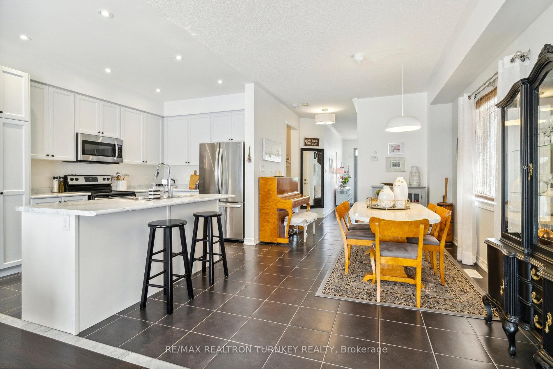 Kitchen and Dinning Room