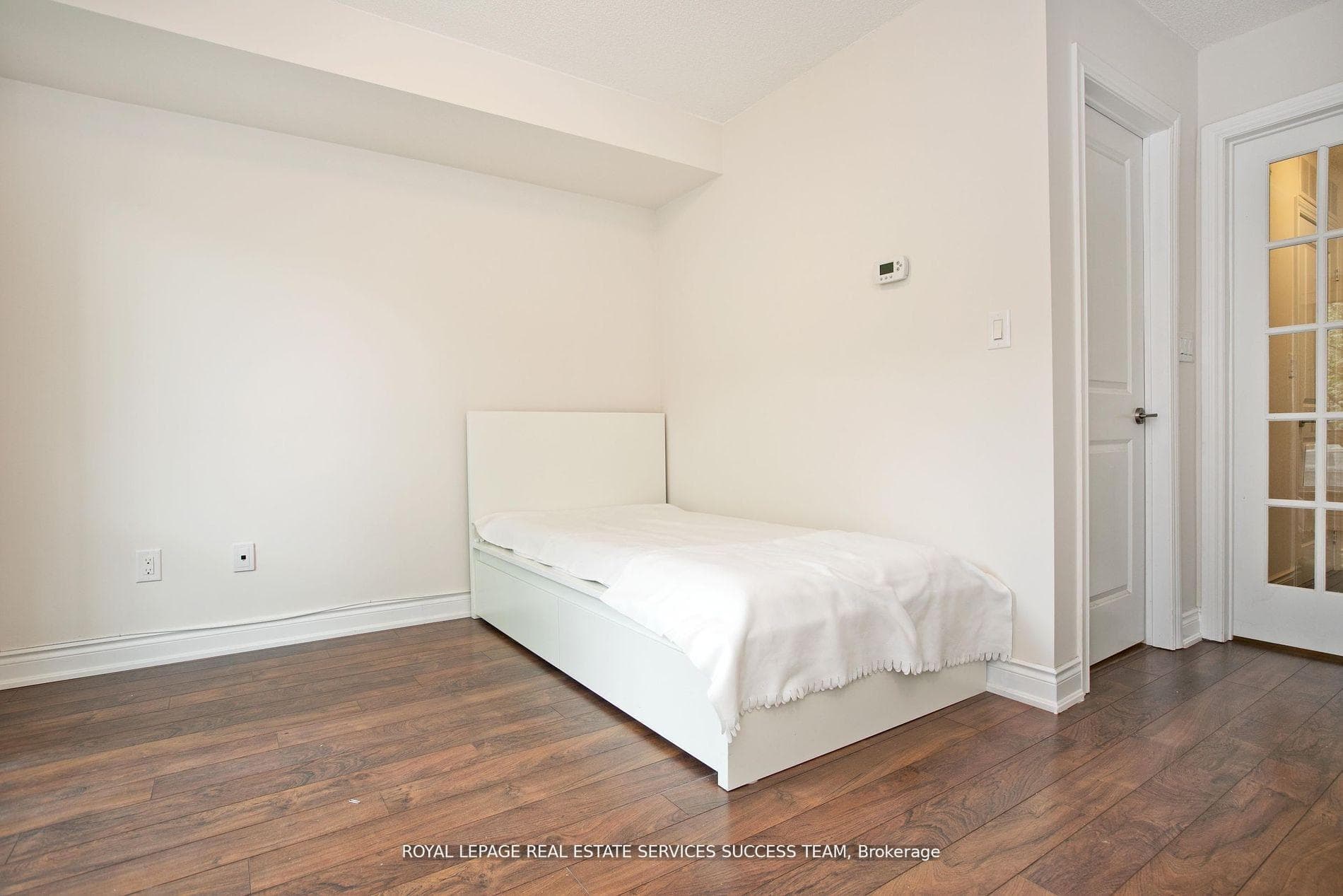 321 South Park Road photo 3