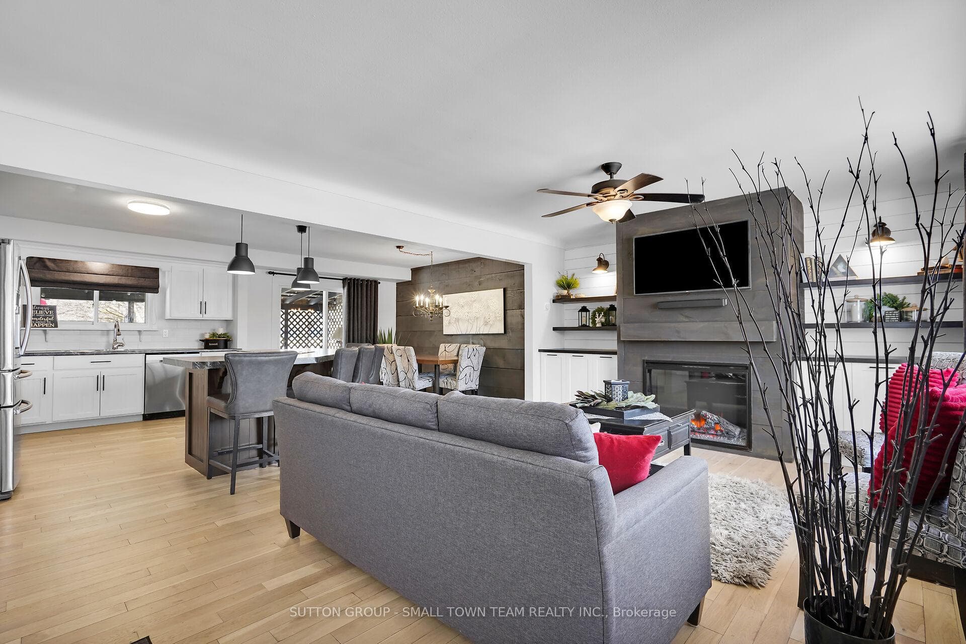 213 Pryde Boulevard photo 3