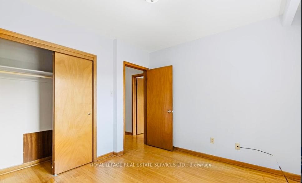 50 Peter Street Unit 2 photo 2
