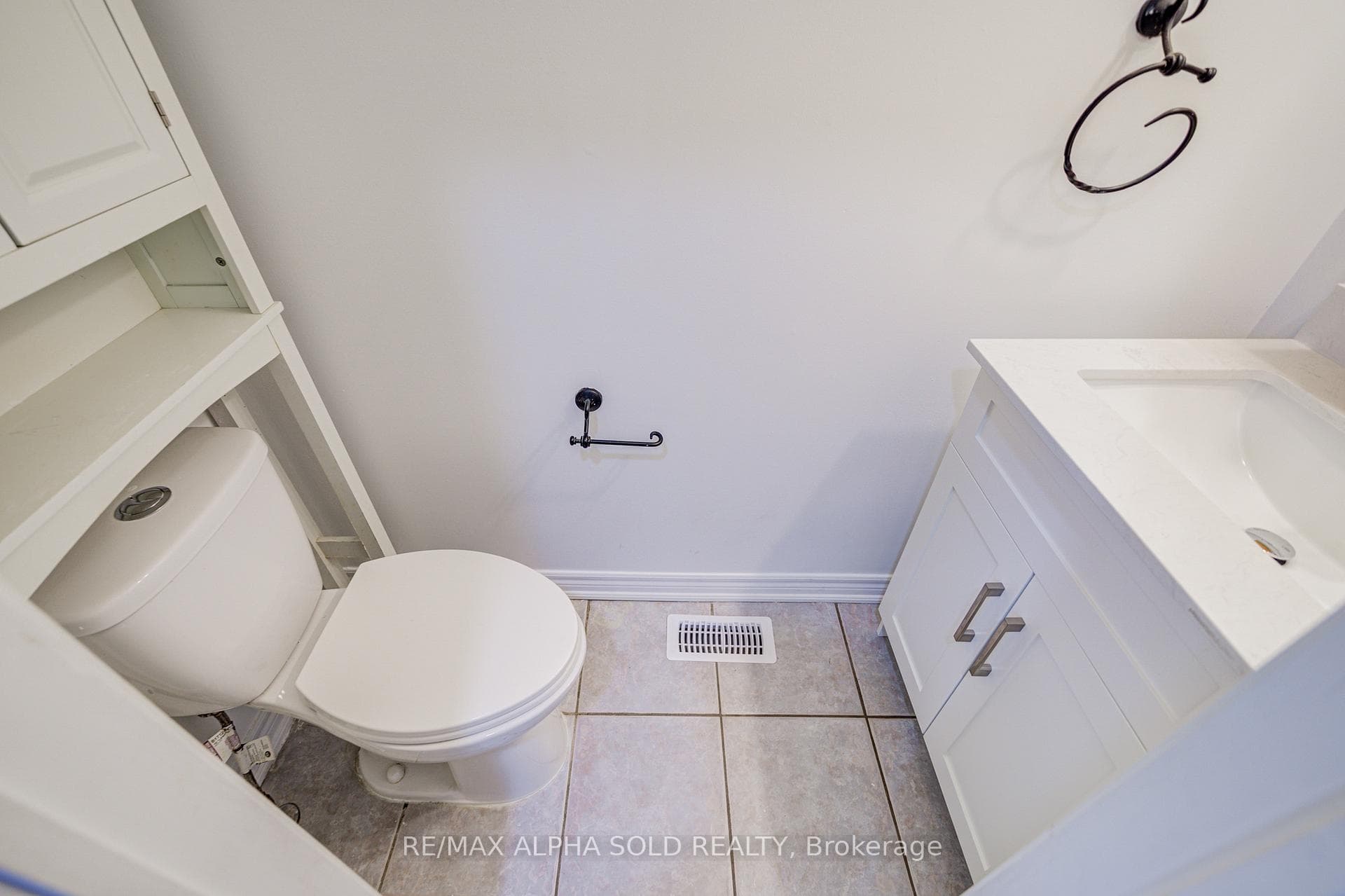 8 Forestwood Street photo 20