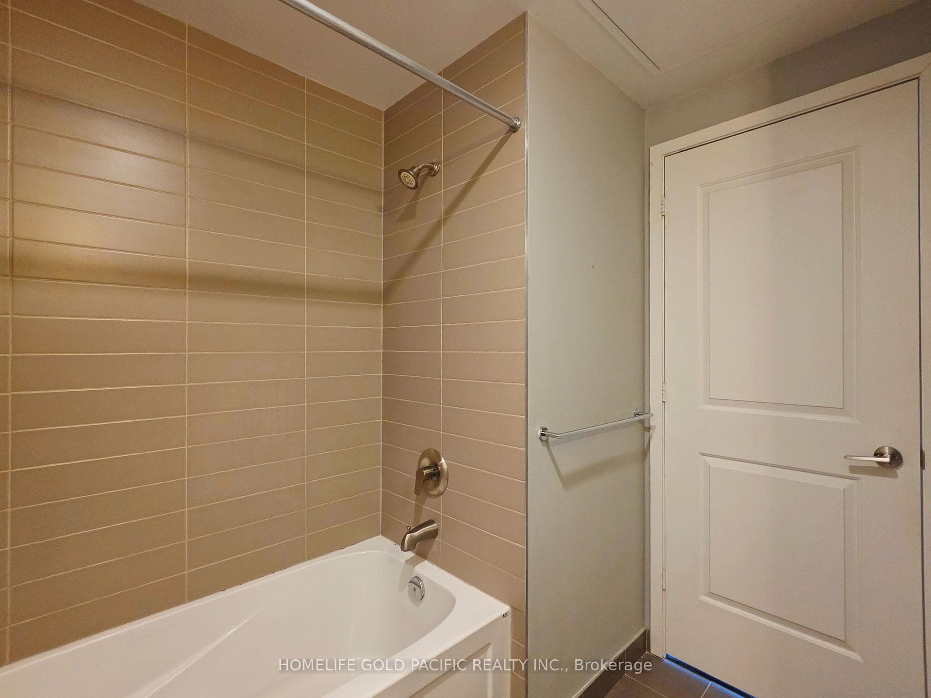 1 The Esplanade N/A Unit 2509 photo 12