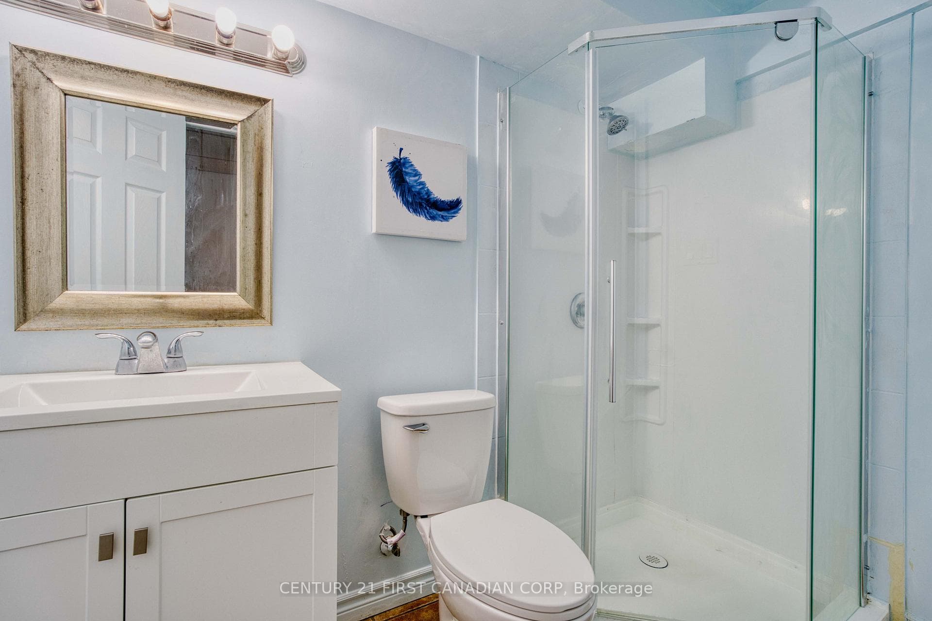 89 Mctaggart Court photo 39