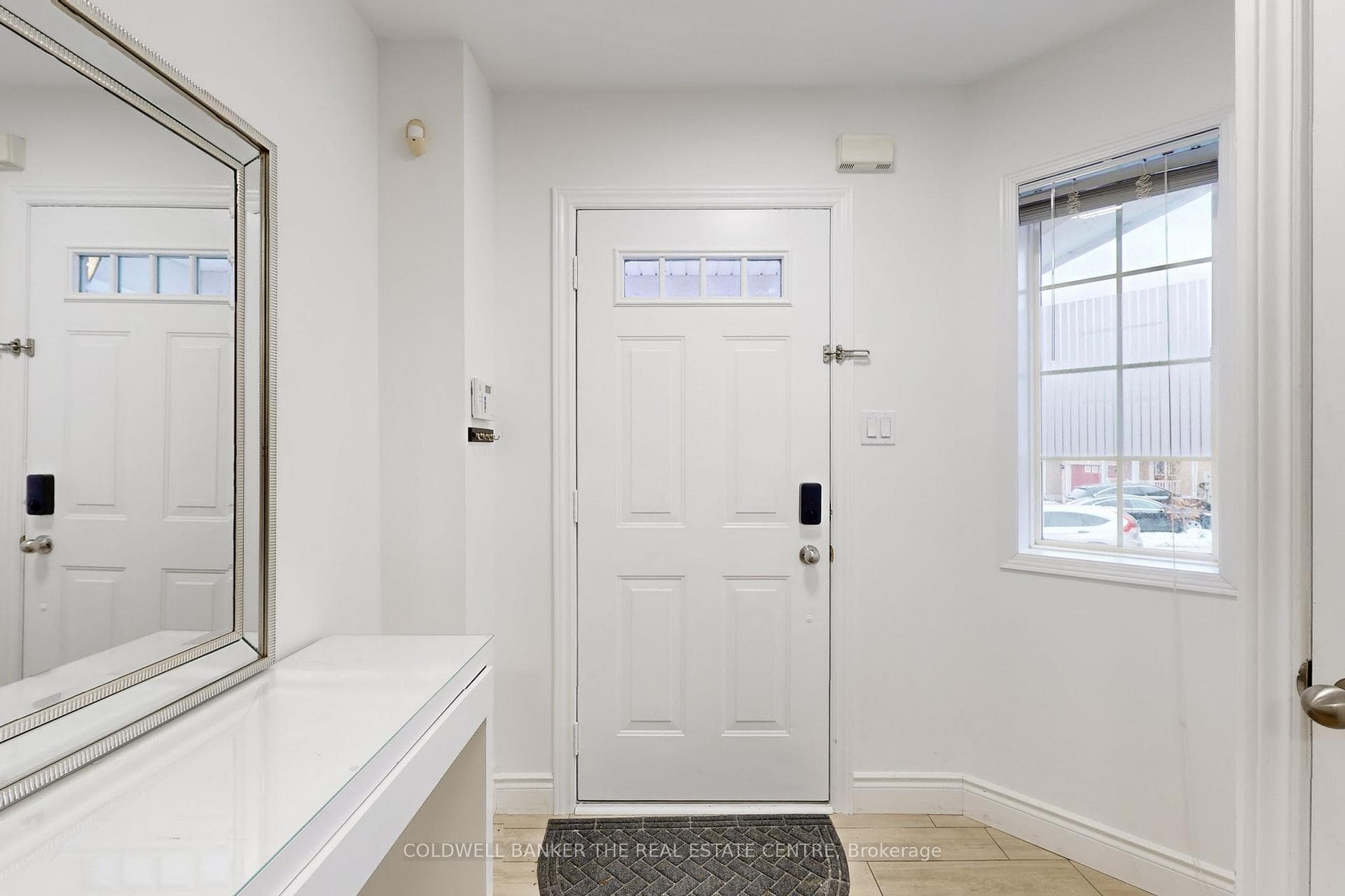 217 Stonebriar Drive photo 14