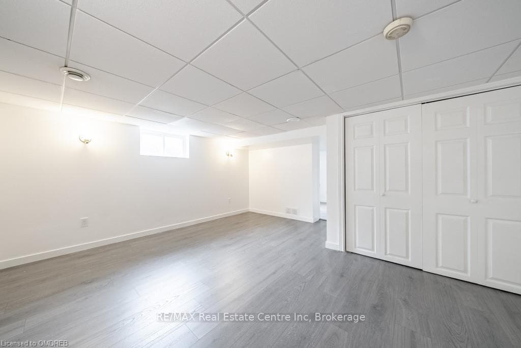 126 HAIG Street photo 27