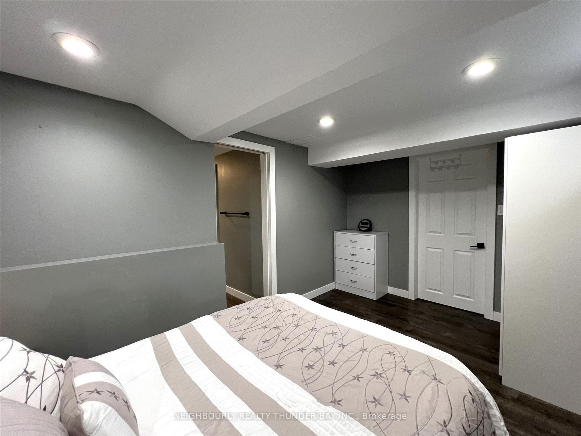 21 Kenogami Avenue photo 28