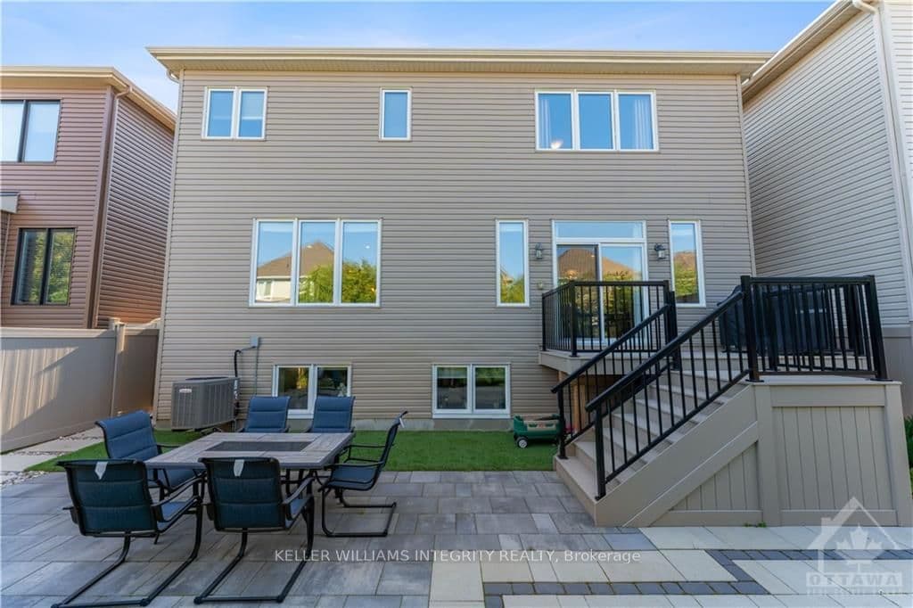 49 HAWKS LANDING Crescent photo 27