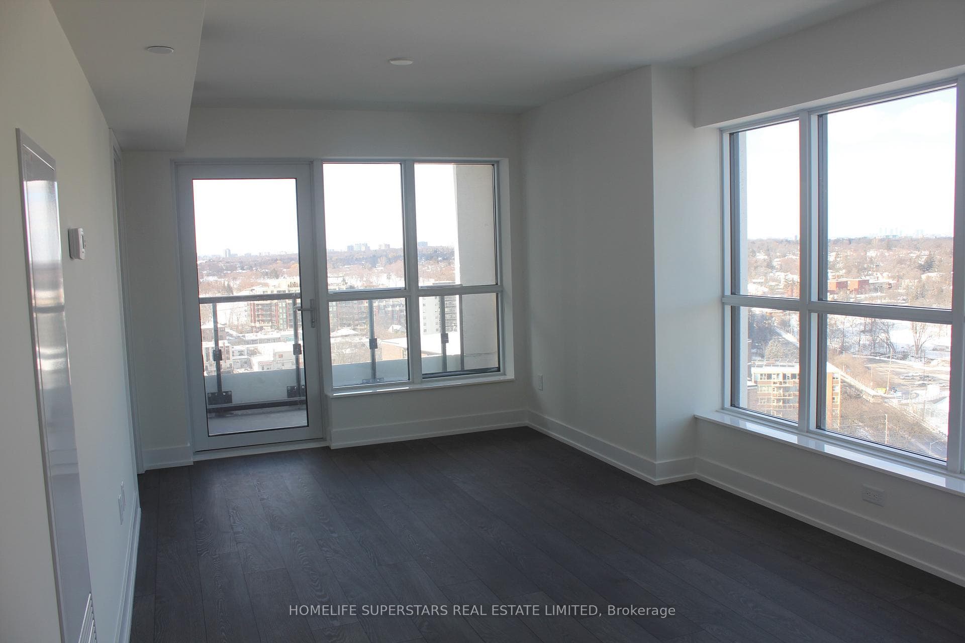 5 Mabelle Avenue Unit 1635 photo 8