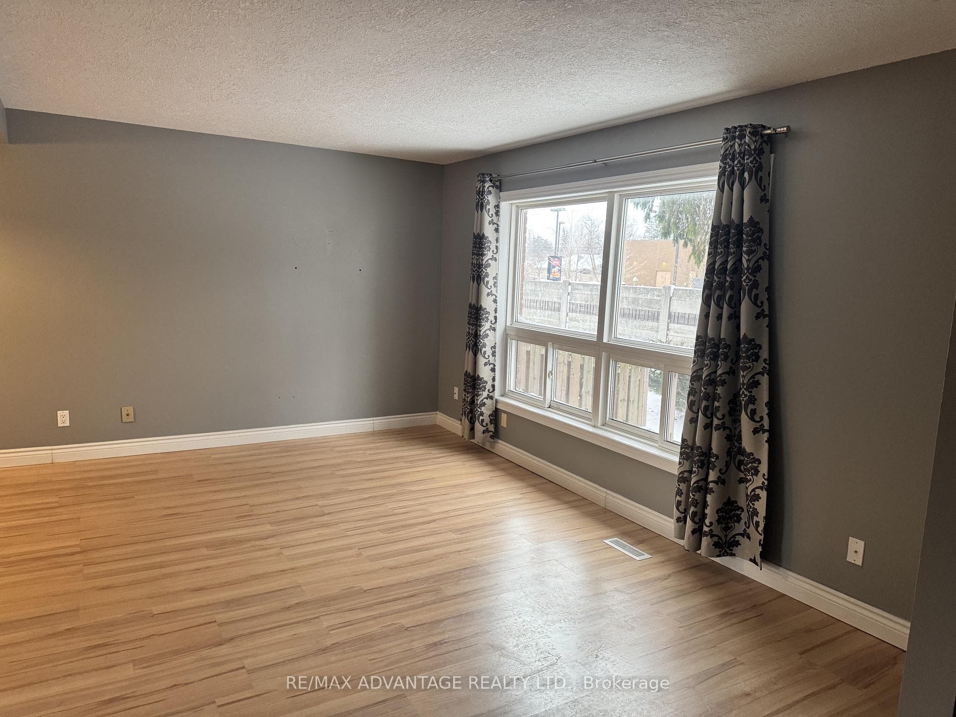 89 Highview Avenue Unit 15 photo 5