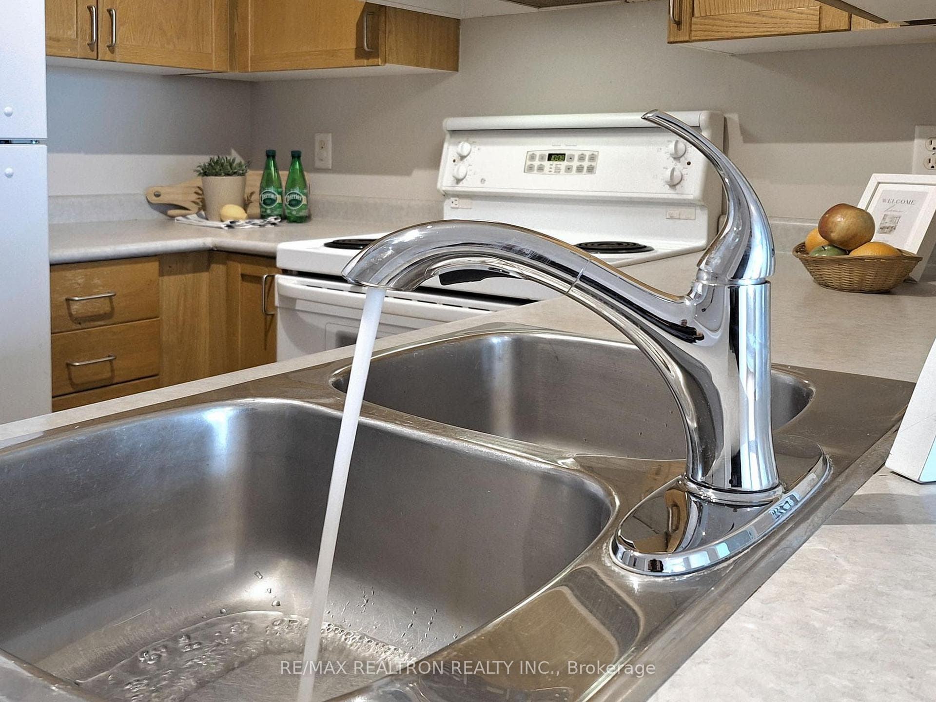 51 Baffin Court Unit 315 photo 10