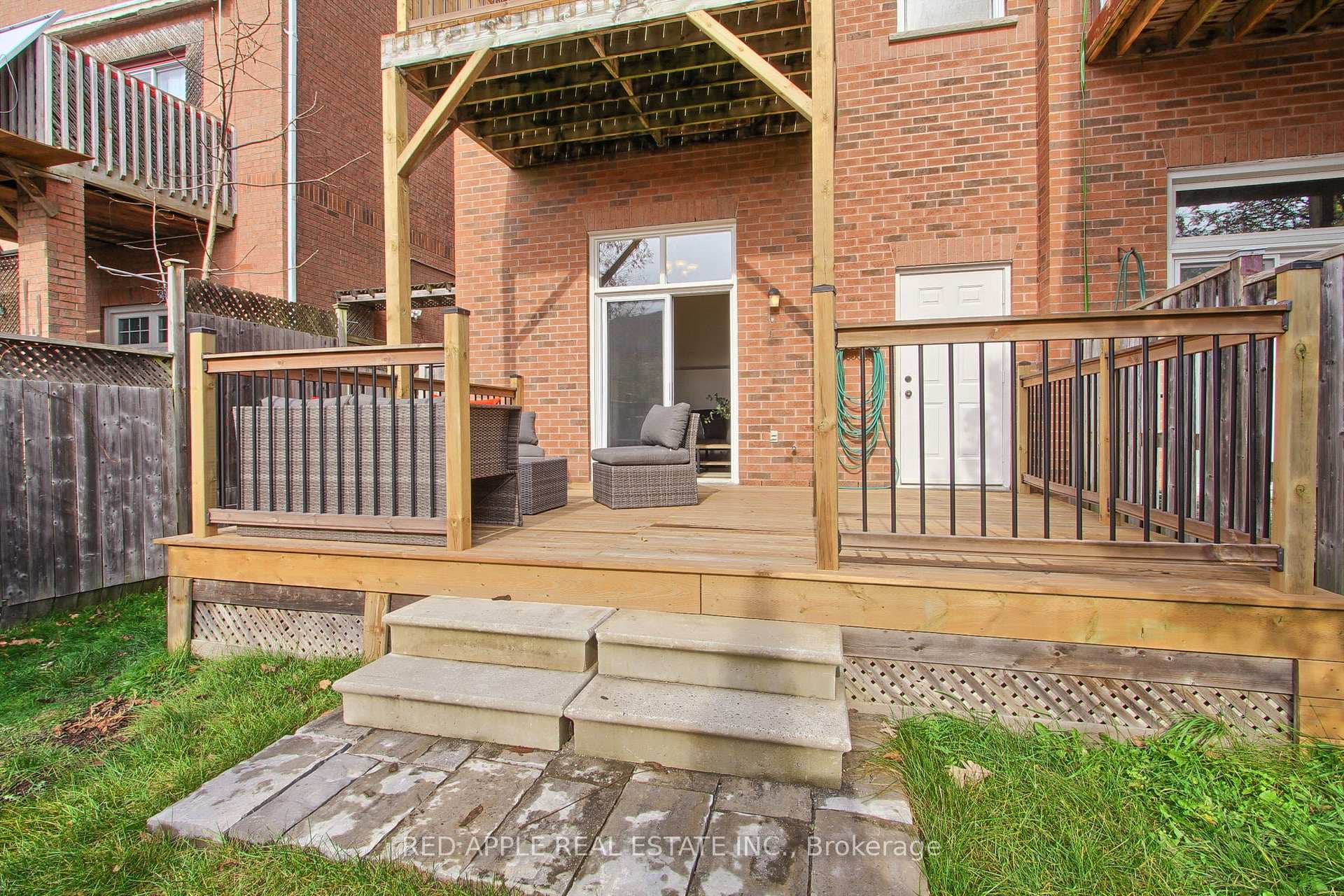 61 Amberhill Way photo 39