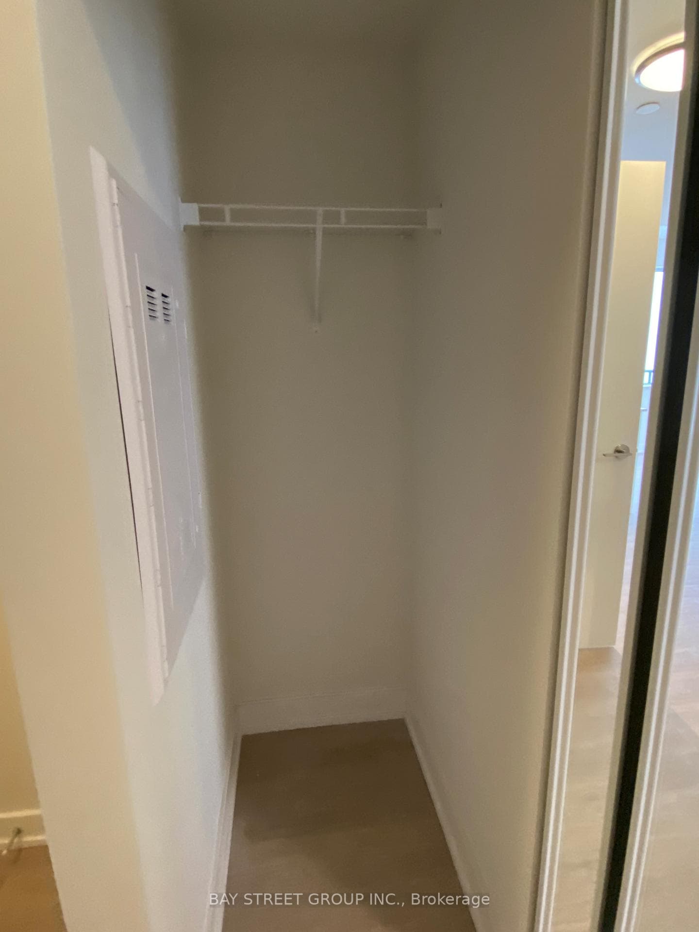 15 Ellerslie Avenue Unit 1202 photo 8